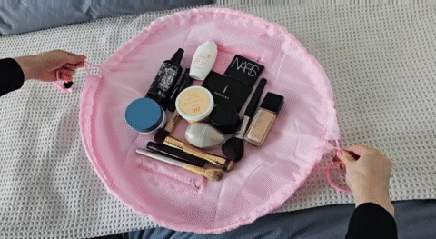 Cosmequic® - The Ultimate Cosmetic Bag
